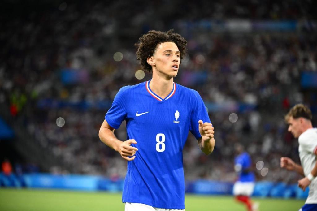 EDF : grande première pour Maghnes Akliouche